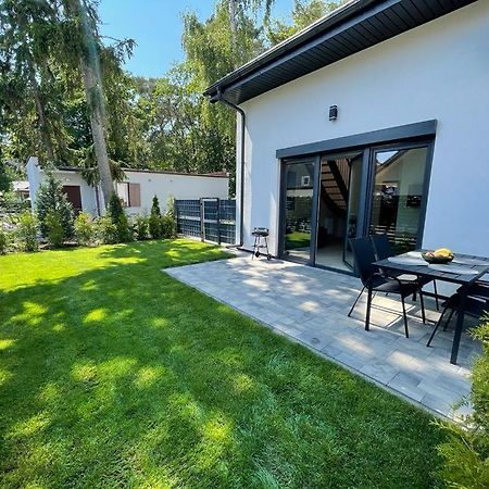 Apartamenty Przy Parku -150M Od Plazy Darłówko Exteriér fotografie