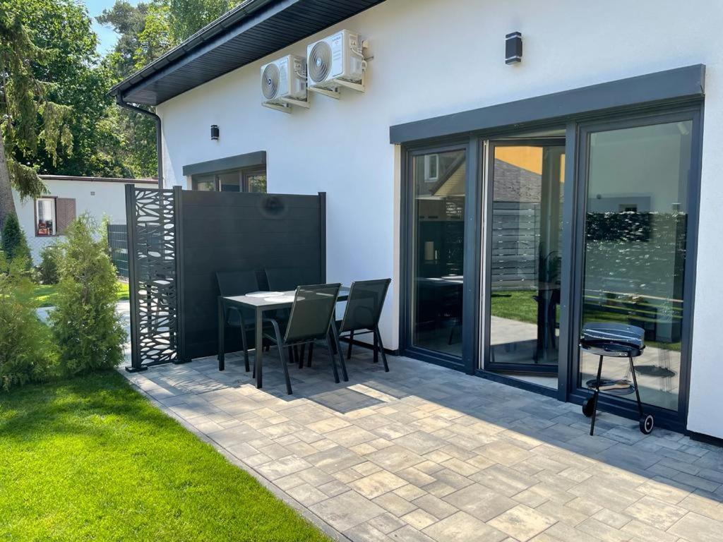 Apartamenty Przy Parku -150M Od Plazy Darłówko Exteriér fotografie